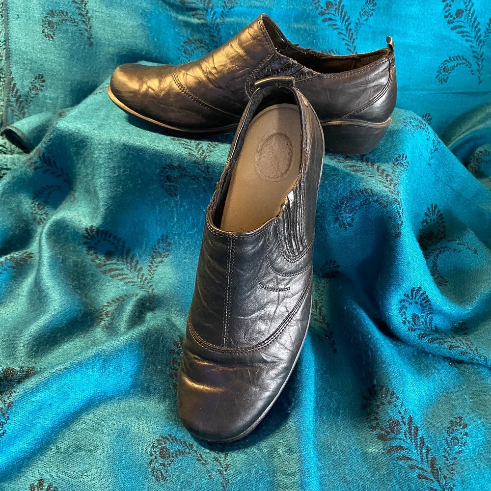 BUY 2 ITEMS & GET 1 FREE - Romika Black Leather Ankle Boot Sz 9